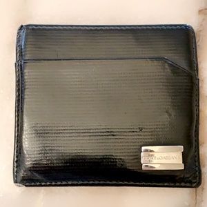 Used dolce & Gabbana card holder. Black and in great used condition 8/10